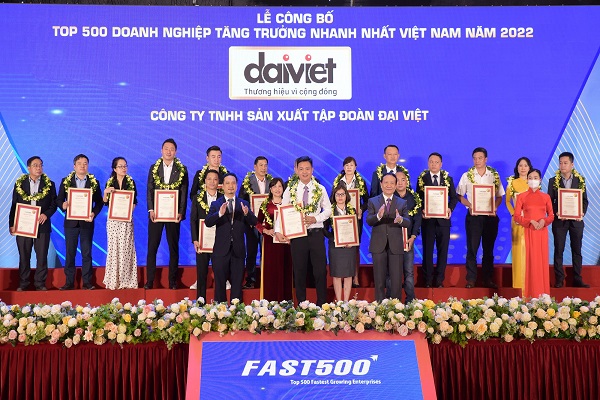 Tập Đoàn Đại Việt tiếp tục đạt Top doanh nghiệp tăng trưởng nhanh nhất Việt Nam FAST500