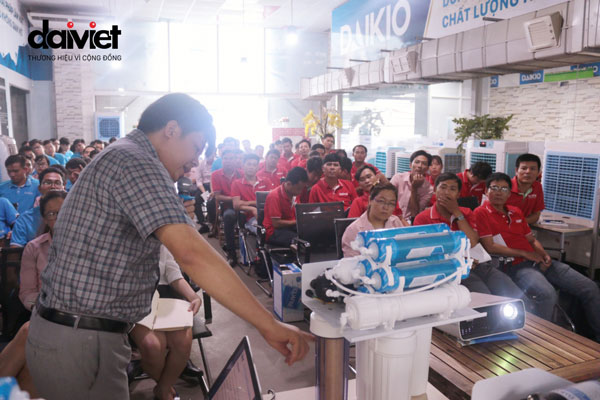 Đại Việt tổ chức đào tạo, giới thiệu sản phẩm máy lọc nước cho nhân viên
