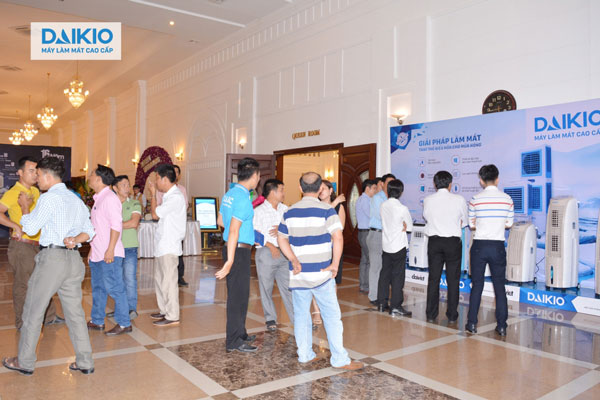 Công ty Đại Việt họp mặt đại lý máy làm mát cao cấp Daikio