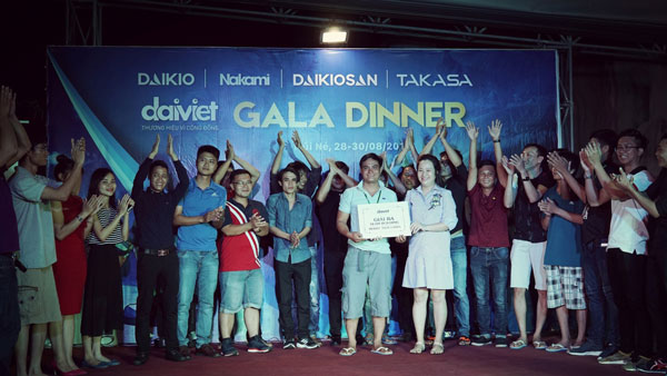 Gala Dinner đầy ý nghĩa và nhiều phần quà hấp dẫn
