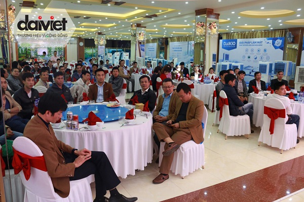 hình ảnh buổi họp mặt gia đình daikio, nakami sơn la điện biên năm 2018
