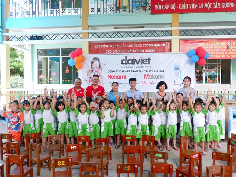 Vui cùng các cháu nhỏ tại trường mầm non Tịnh Nghiêm