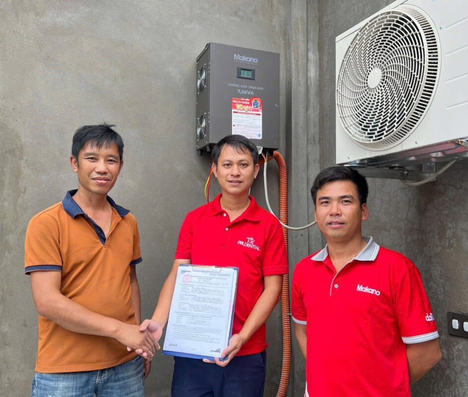 Hướng dẫn khách hàng và nghiệm thu sản phẩm